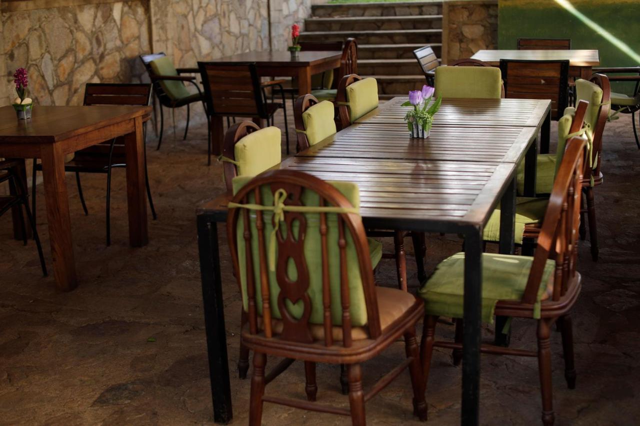 Entebbe Palm Hotel المظهر الخارجي الصورة