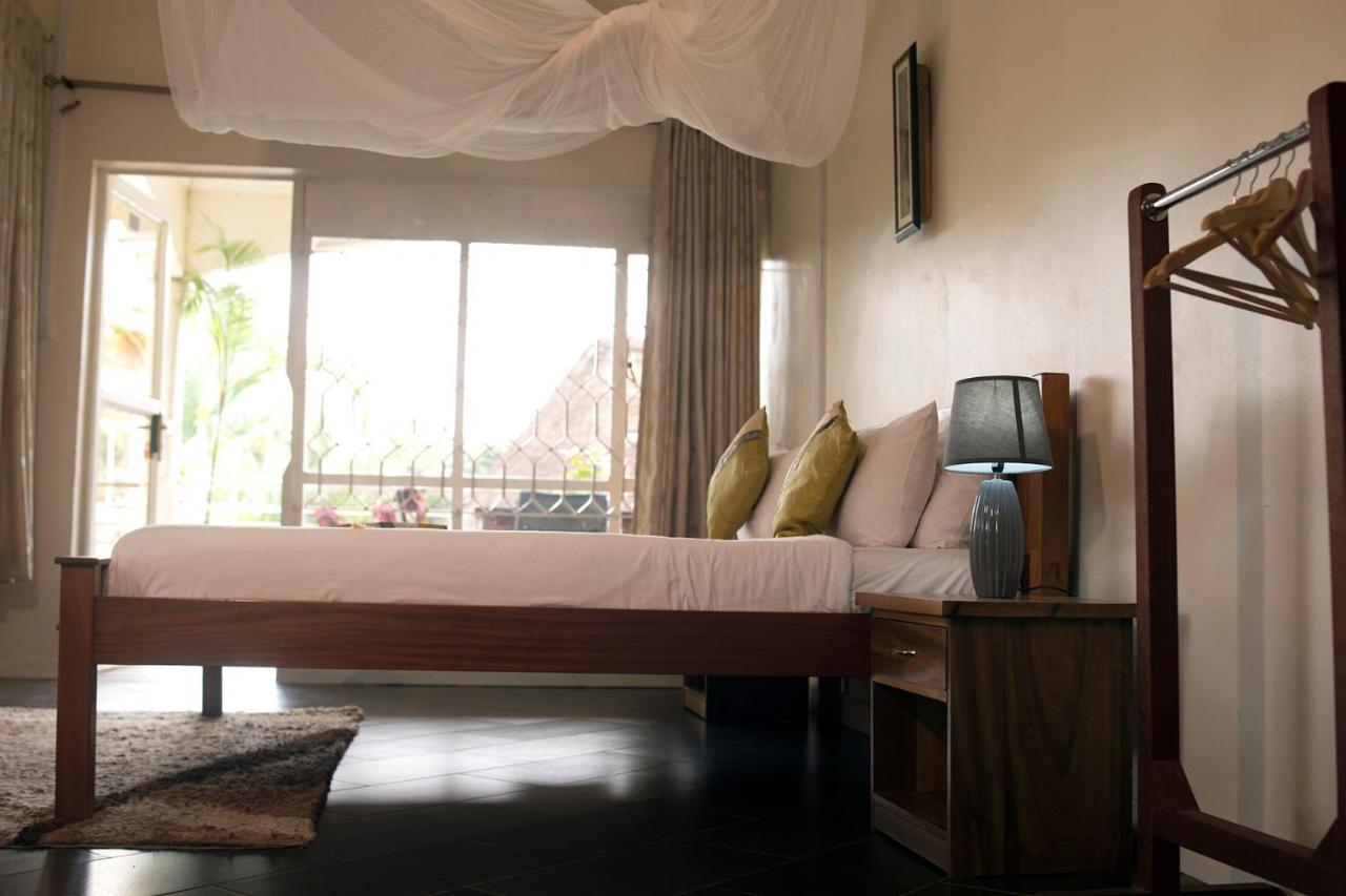 Entebbe Palm Hotel المظهر الخارجي الصورة